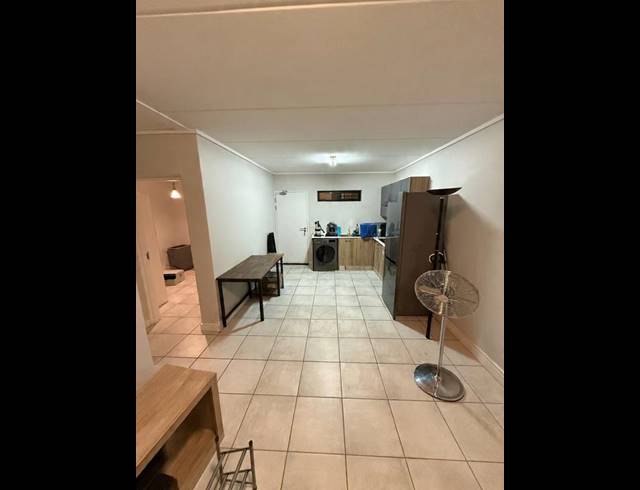 2 BEDROOM APARTMENT FOR SALE IN PRETORIA WEST